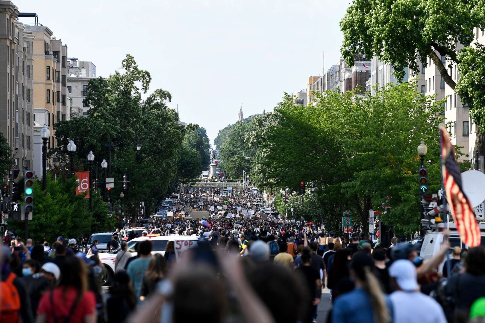 UNITED STATES - JUNE 2: Demonstrators gather to protest the death of George Floyd near the White House in Washington on Tuesday, June 2, 2020. (Photo by Caroline Brehman/CQ Roll Call)