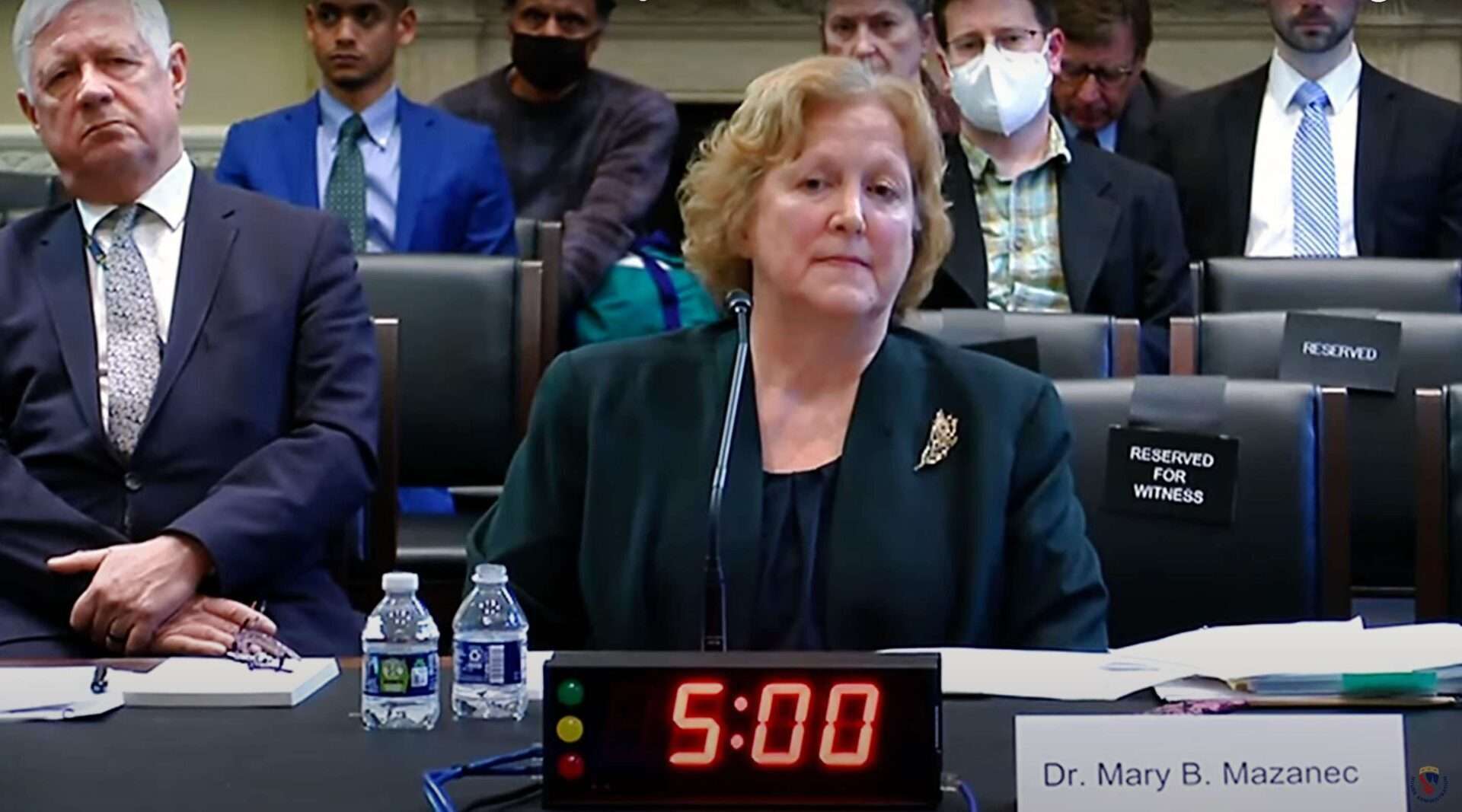 CRS director to step down amid complaints – Roll Call