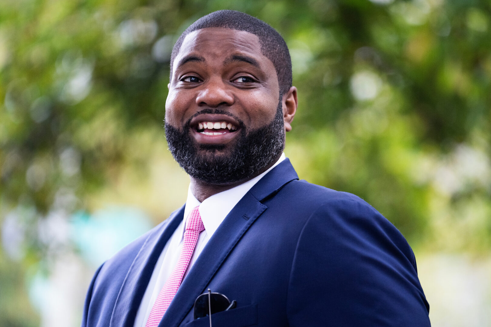 Byron Donalds With Trump Endorsement Announces Bid For Governor Byron donalds with trump endorsement announces bid for governor